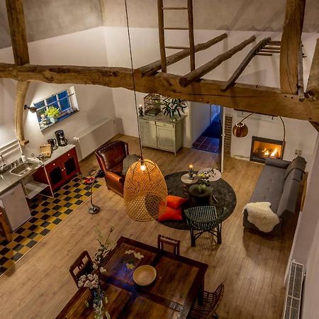 Aan De Holle Weg. Zeer Landelijk Gelegen Verbouwde Stal Tot Woning Nuth Esterno foto
