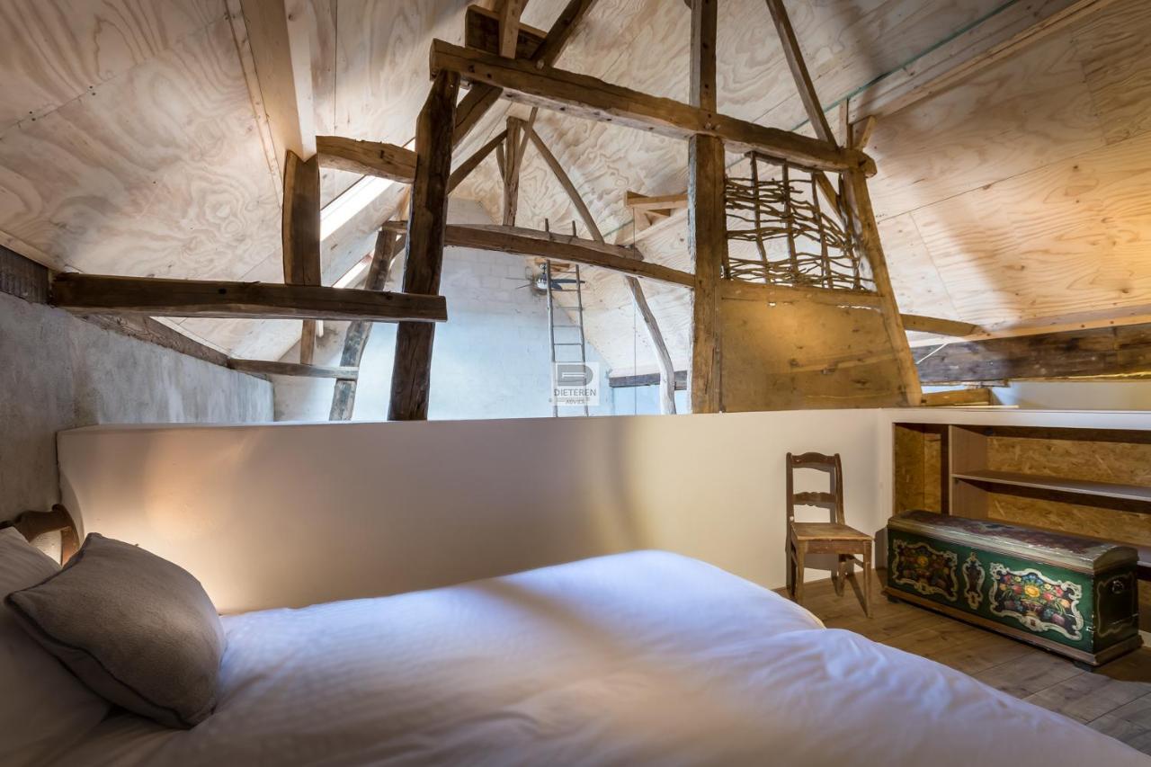 Aan De Holle Weg. Zeer Landelijk Gelegen Verbouwde Stal Tot Woning Nuth Esterno foto