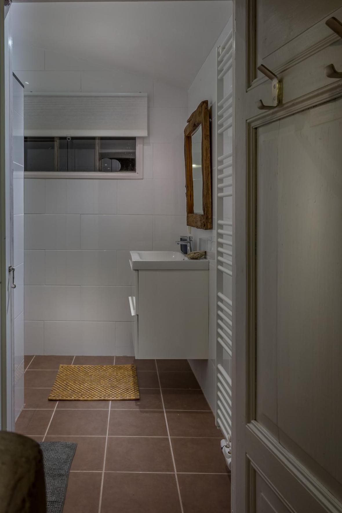 Aan De Holle Weg. Zeer Landelijk Gelegen Verbouwde Stal Tot Woning Nuth Esterno foto